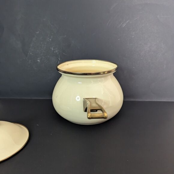 La cuisine Galistyne Sutton enamel cookware lidded stockpot cream gold - Picture 3 of 8